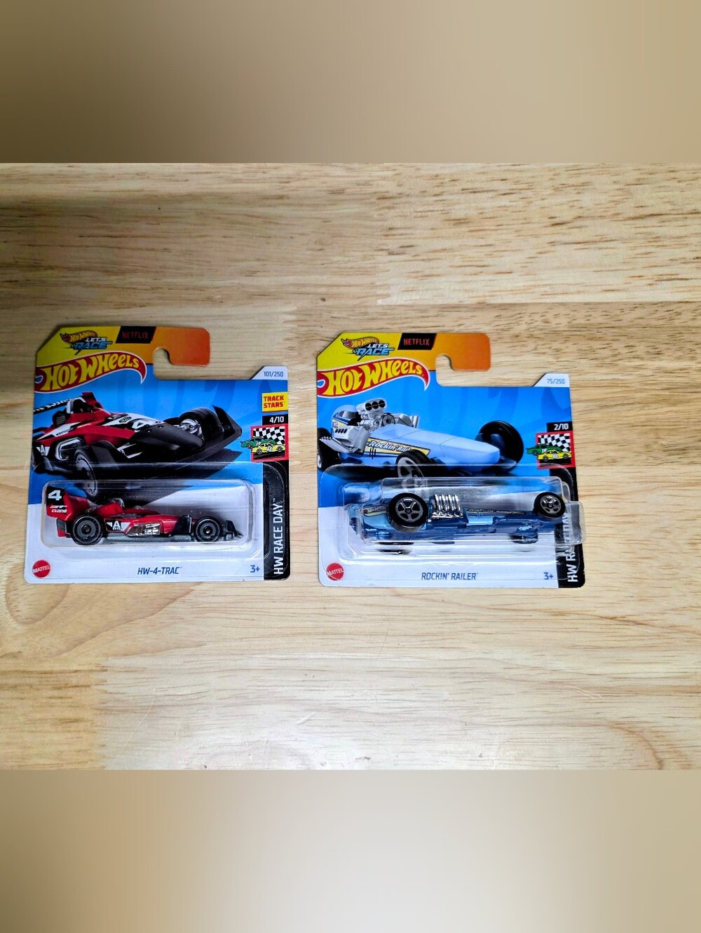 0Mattel Hot Wheels- Race Day HW